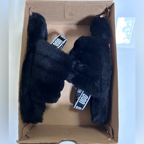 UGG Fluff Yeah Slide - Picture 1 of 5